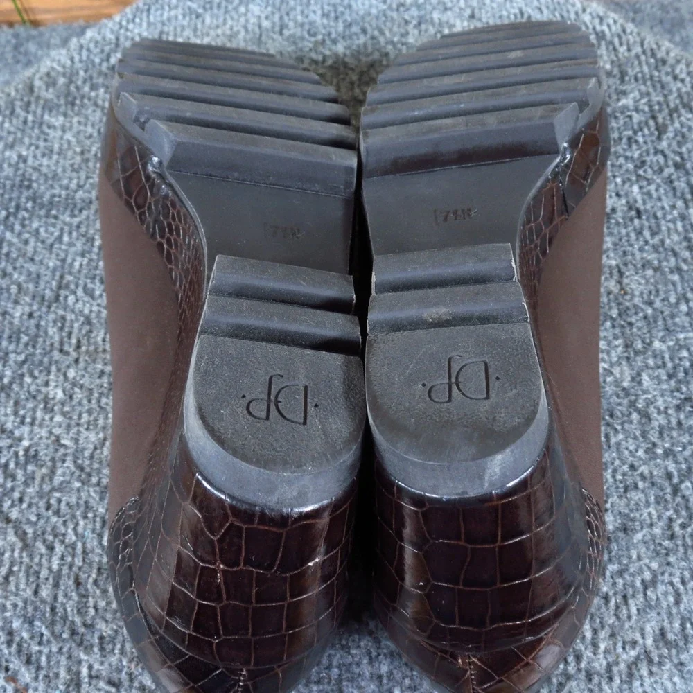 Donald J Pliner RRR Womens Wedge Loafer Size 7.5 Work Dress Brown Croc Leather